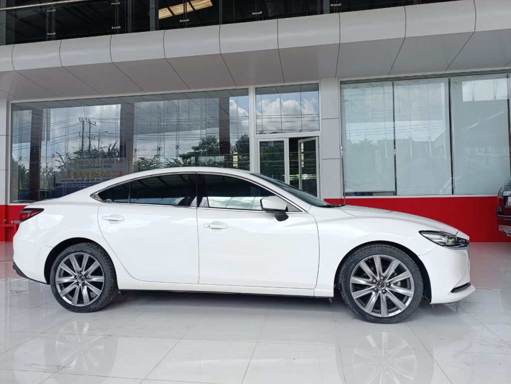 Mazda 6 2.0 premium  2022