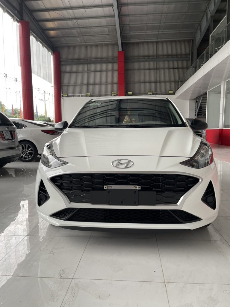 Hyunhdai I10 MT bảng Base 2023