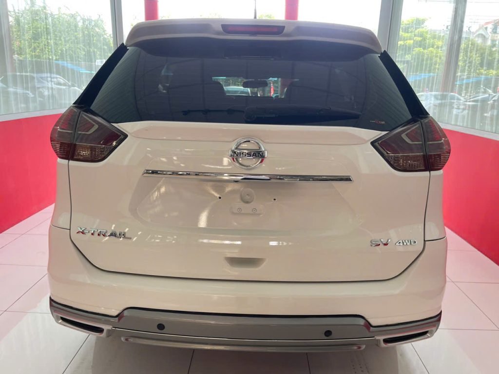 Nissan X-Trail 2018 số tự động 0939348181