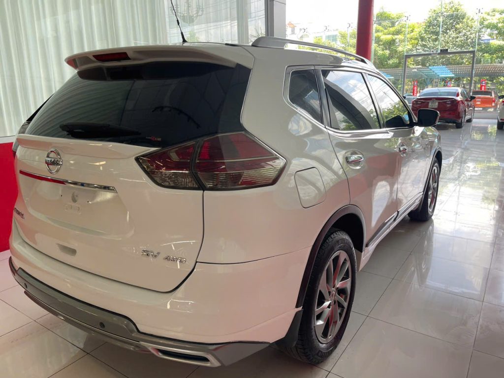 Nissan X-Trail 2018 số tự động 0939348181