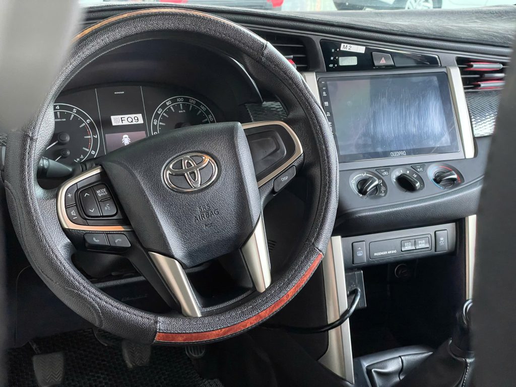 Toyota Innova 2.0E 2023