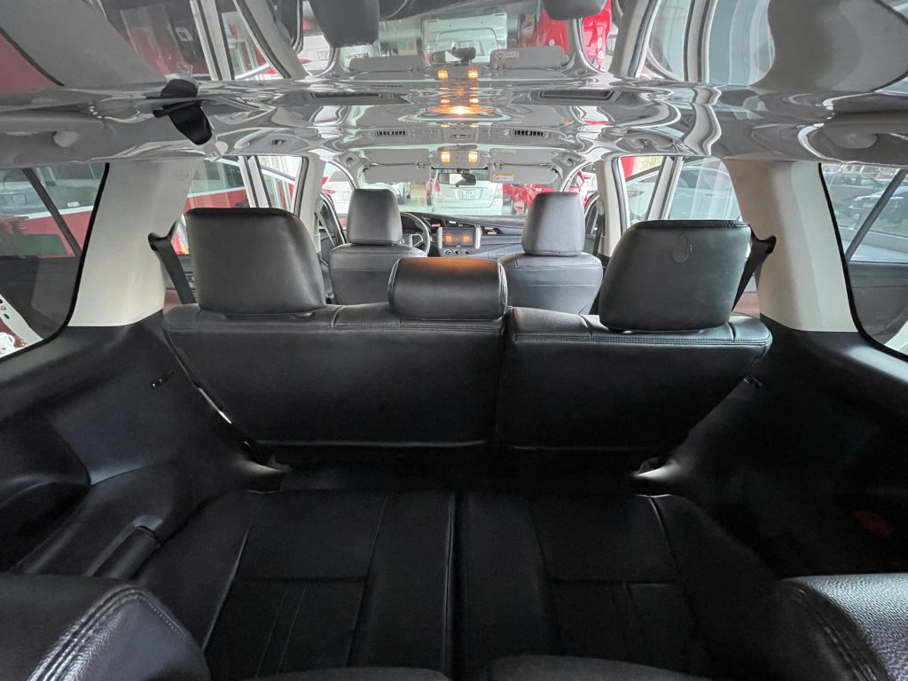 Toyota Innova 2.0E 2023