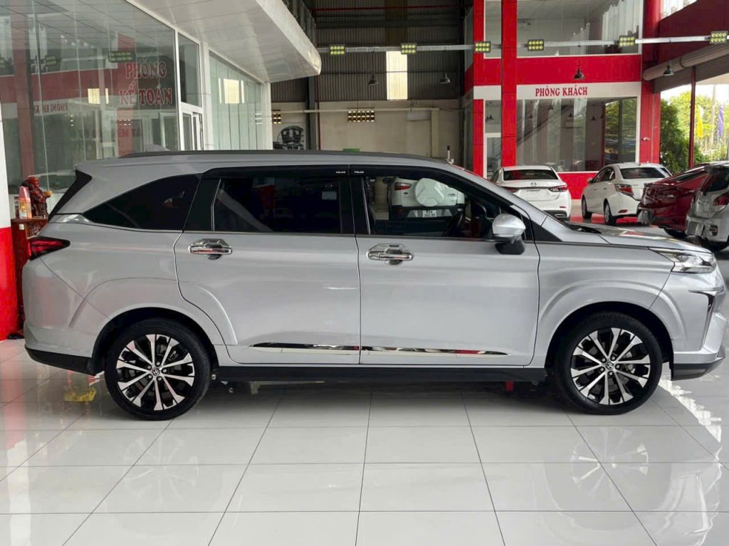 TOYOTA VELOZ TOP 2022